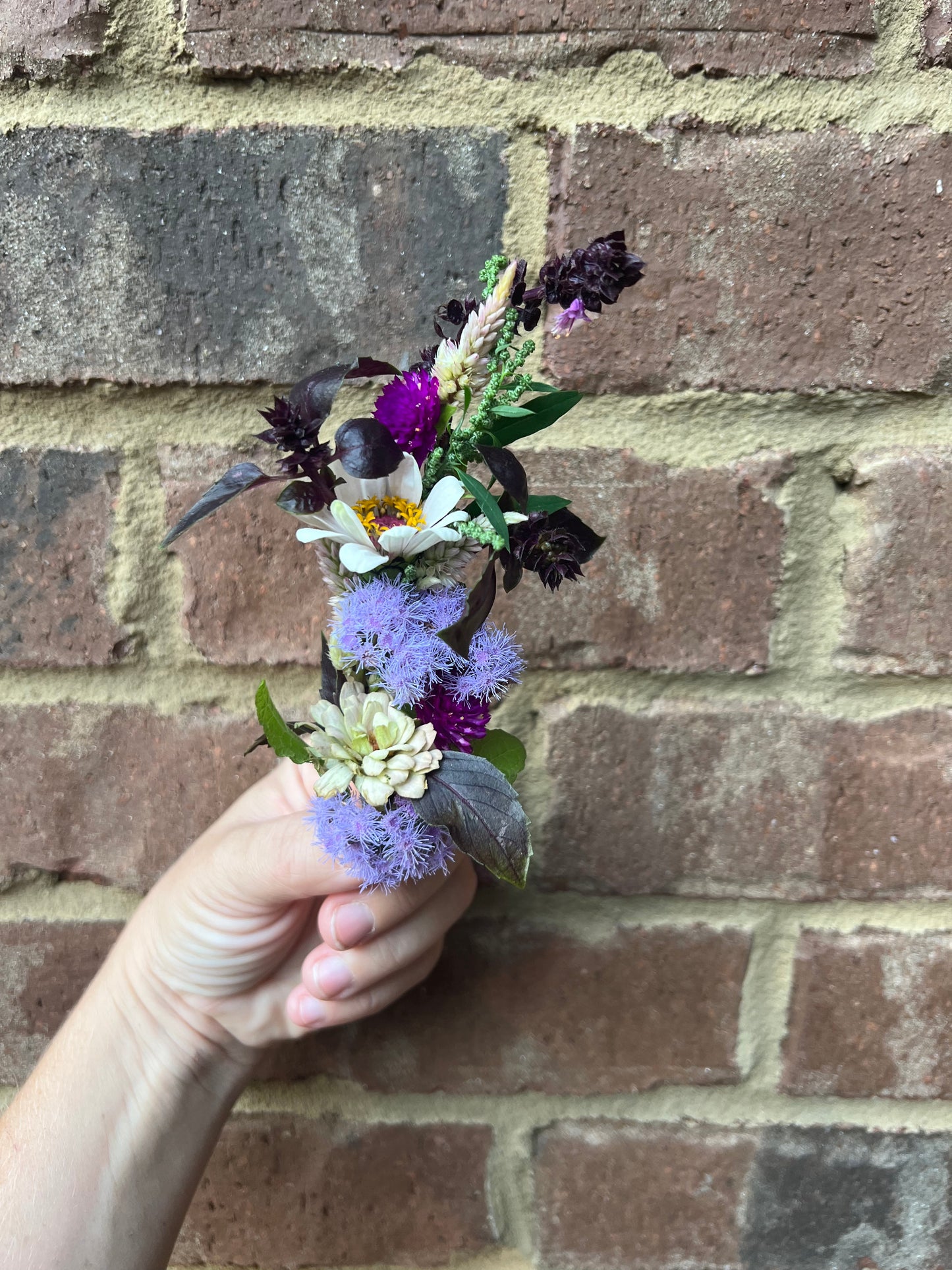 Corsages, Mini Bouquets, & Boutonnières