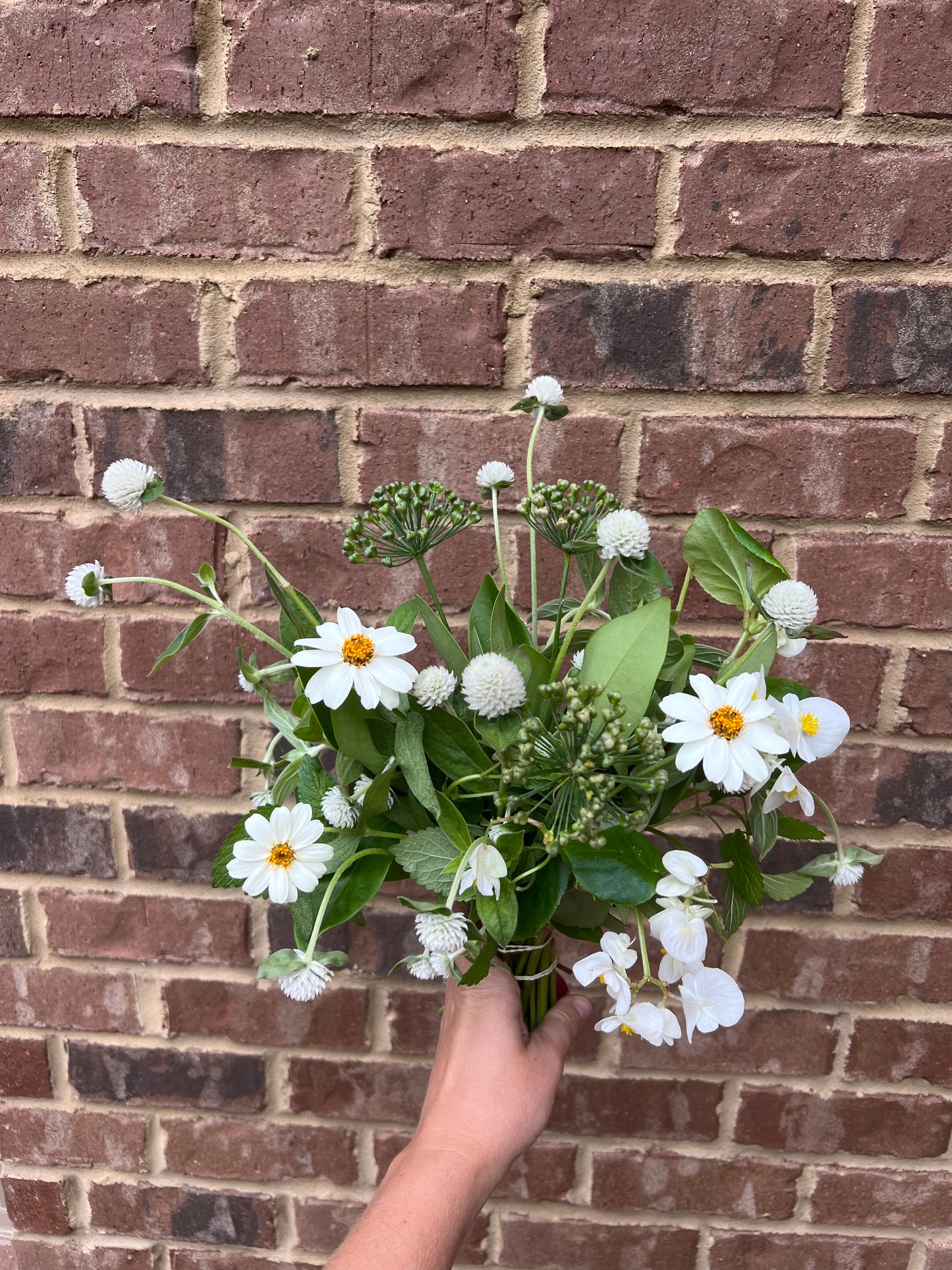 Corsages, Mini Bouquets, & Boutonnières