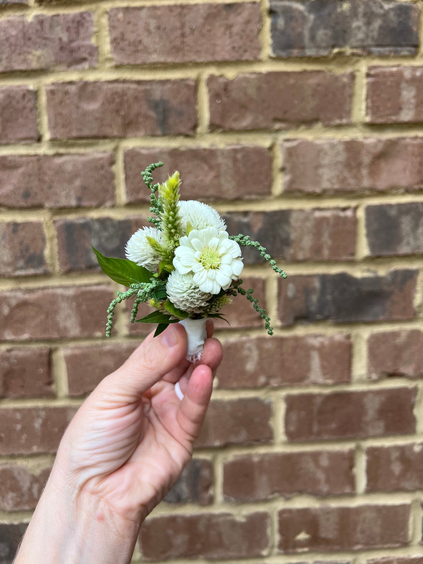 Corsages, Mini Bouquets, & Boutonnières