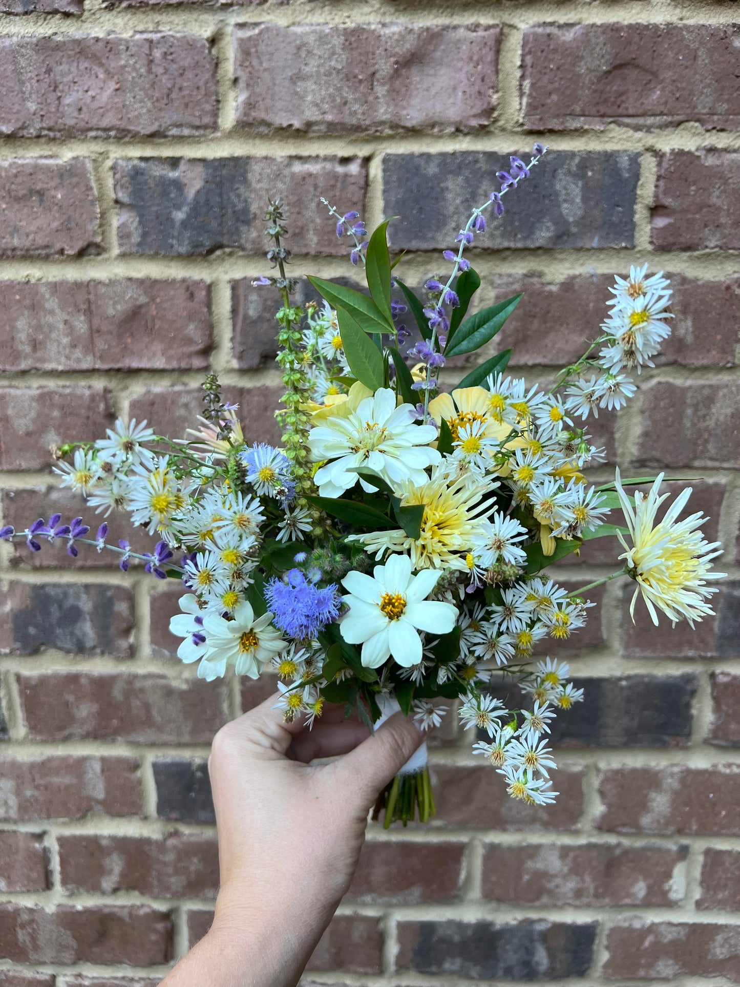 Corsages, Mini Bouquets, & Boutonnières