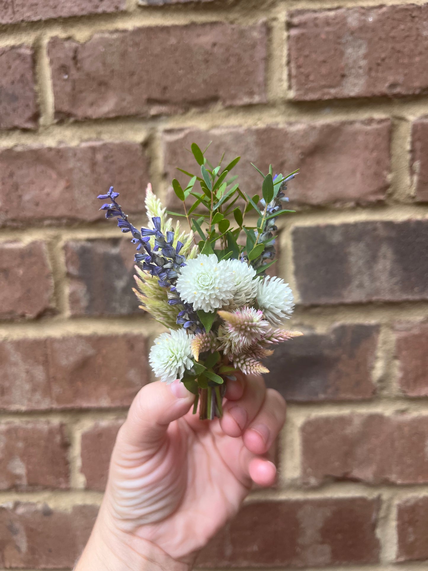 Corsages, Mini Bouquets, & Boutonnières