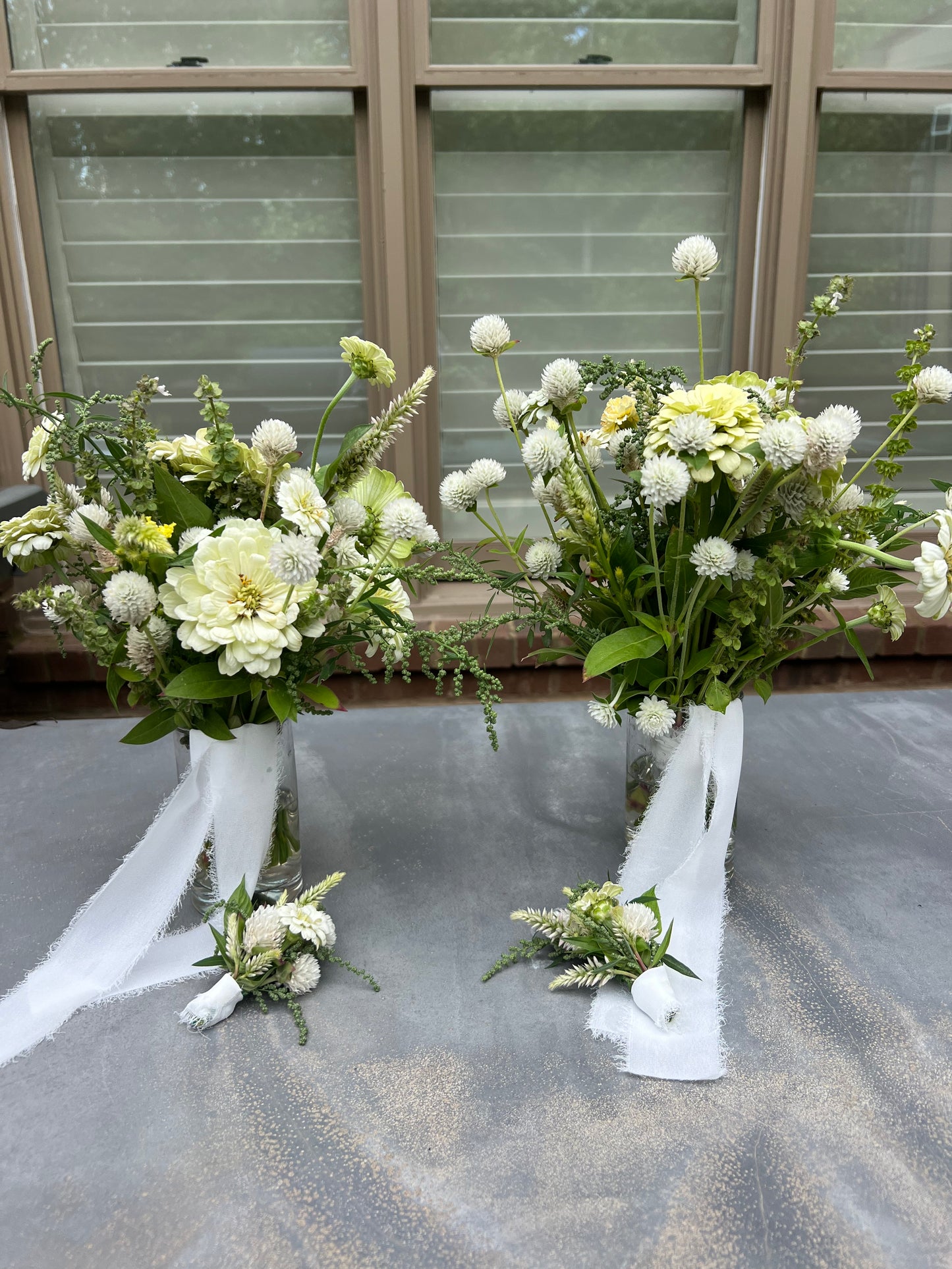 Corsages, Mini Bouquets, & Boutonnières